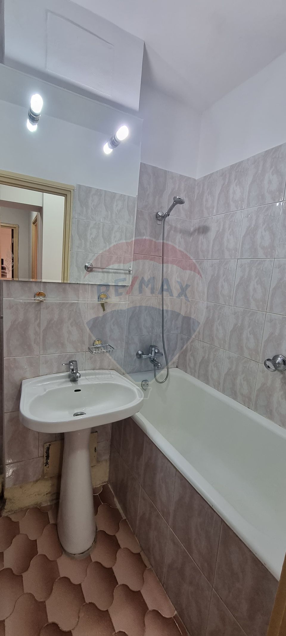 2-room apartment for rent in Dorobanti area