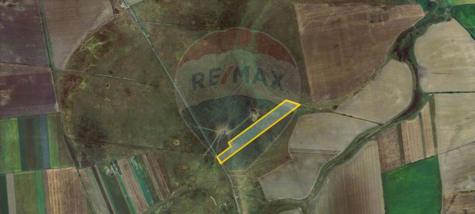 Teren agricol 5 ha, extravilan, 52 m deschidere la șosea