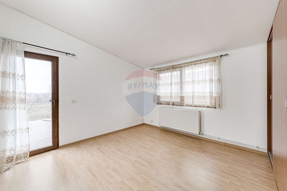 4 room House / Villa for sale, Aradul Nou area