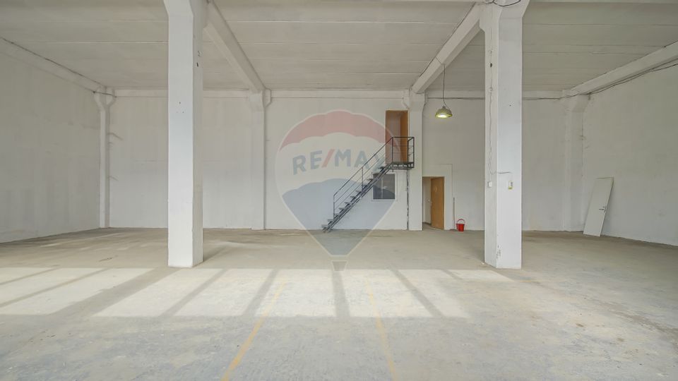 250sq.m Industrial Space for rent, Bartolomeu area