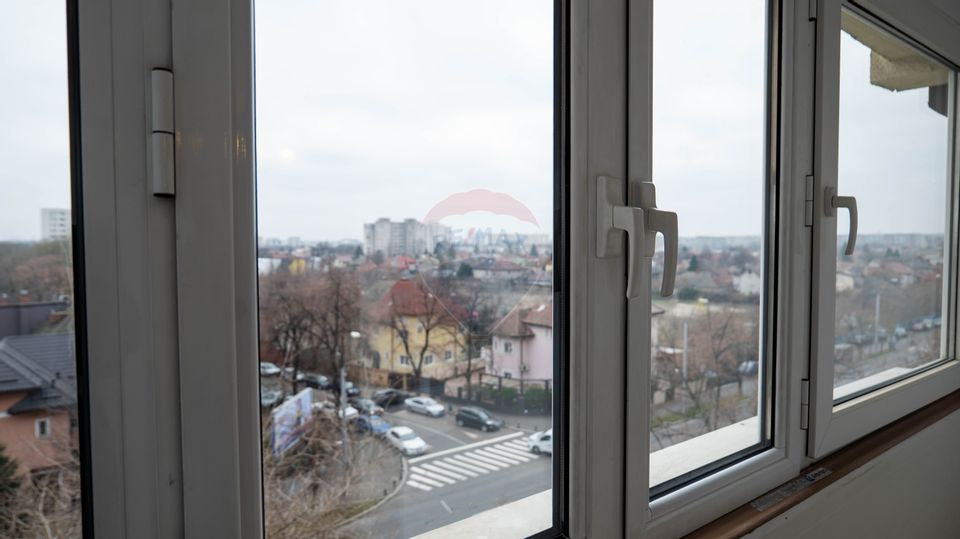 Vanzare apartament 3 camere-renovat, luminos si spatios, zona Iancului