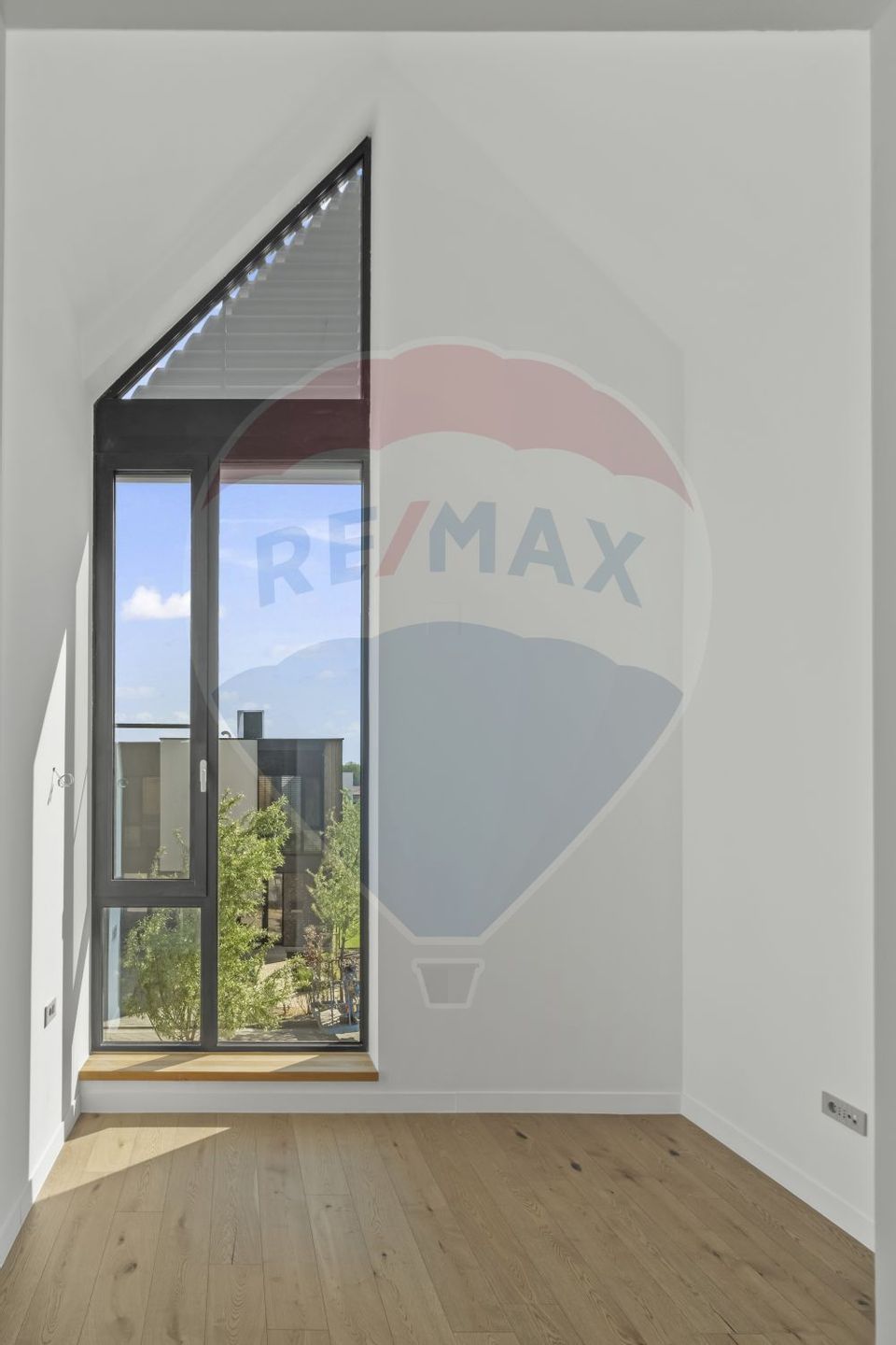 Modern villa with premium finishes, 5 rooms in Tunari - Amber Forest