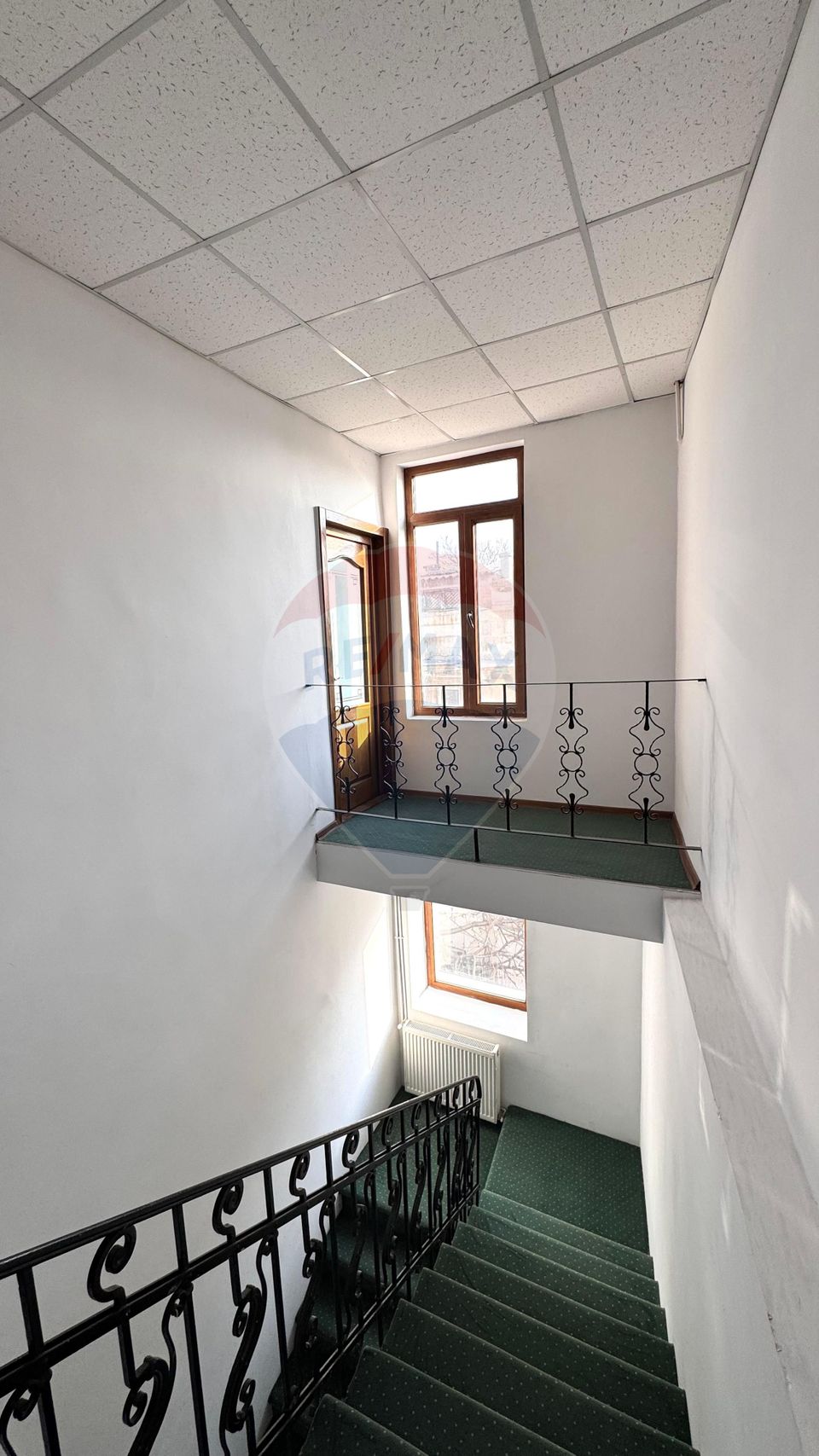 Vila de vanzare in zona peninsulara Constanta