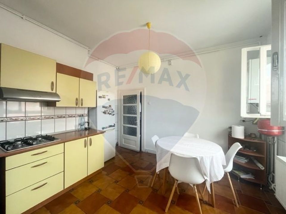Apartament de inchiriat sttr. Gales, Parc Sub Arini