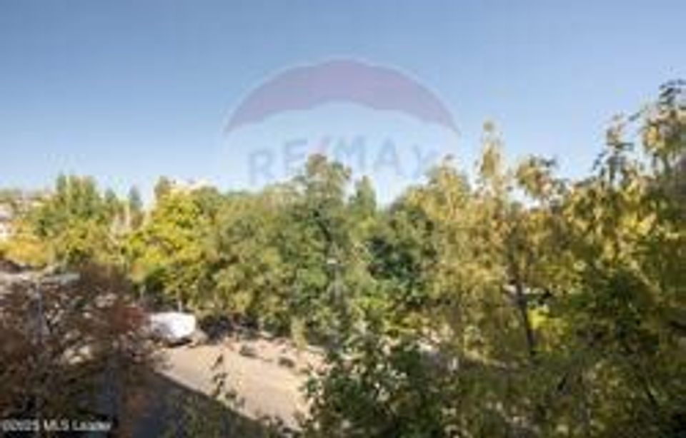 Vanzare Garsoniera Cismigiu