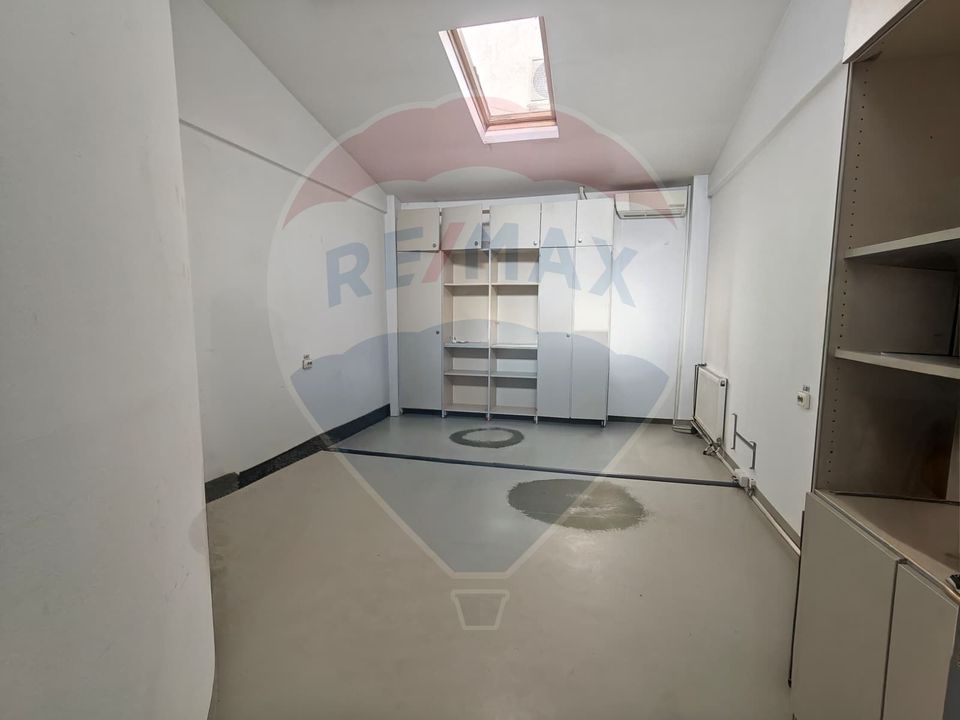 110sq.m Office Space for rent