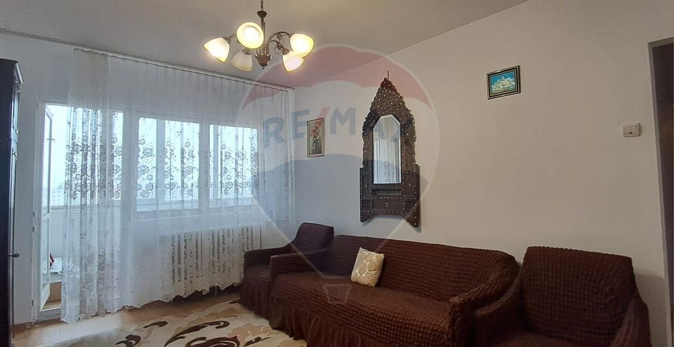 4 room Apartment for rent, P-ta Victoriei area