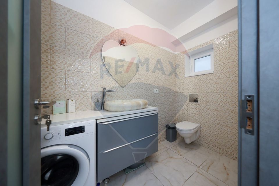 Casă 4 camere, de inchiriat, Izvor!