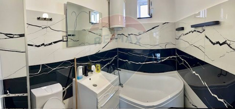 Apartament cu 2 camere de vânzare în zona Est
