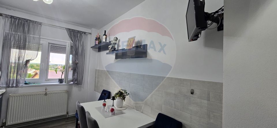 4 room Apartment for sale, Central area