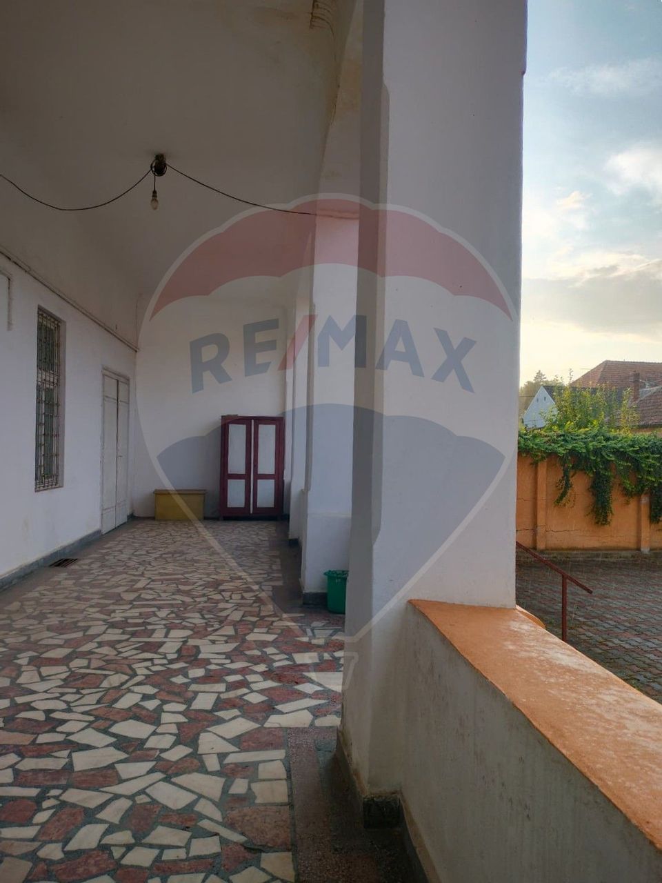 Casa istorica in zona centrala Ludus- Mures