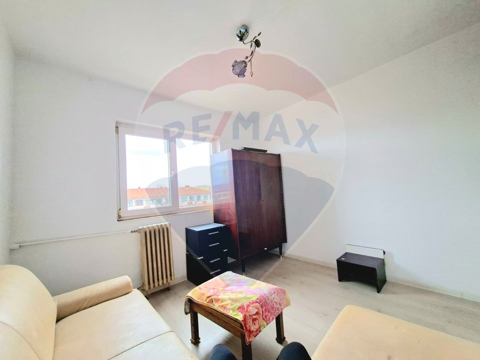 Apartament 3 camere, 96 mp, central, Sebiș – exclusiv RE/MAX