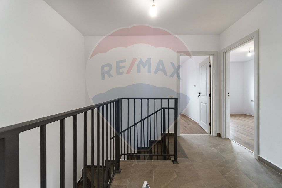 8 room House / Villa for sale