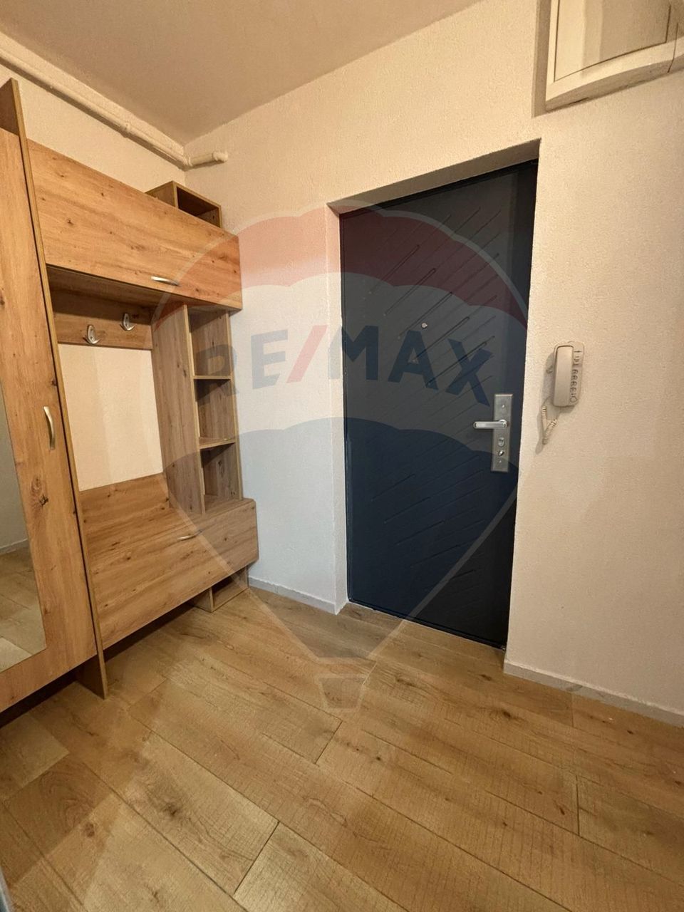 Apartament cu 1 camere de vânzare pe strada MOTORULUI renovata recent