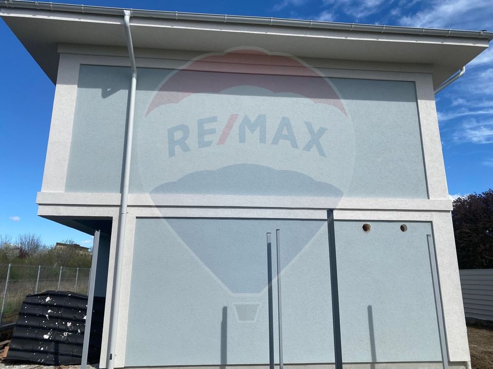 4 room House / Villa for sale, Nord area