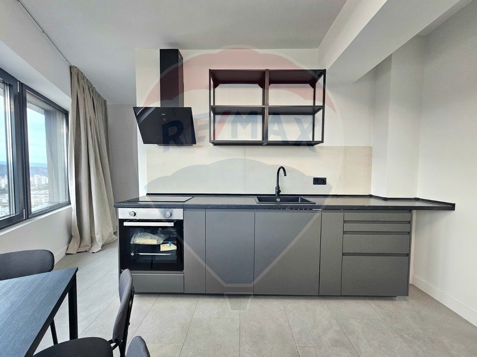 Studio de închiriat în West City Tower - nou, confort si parcare