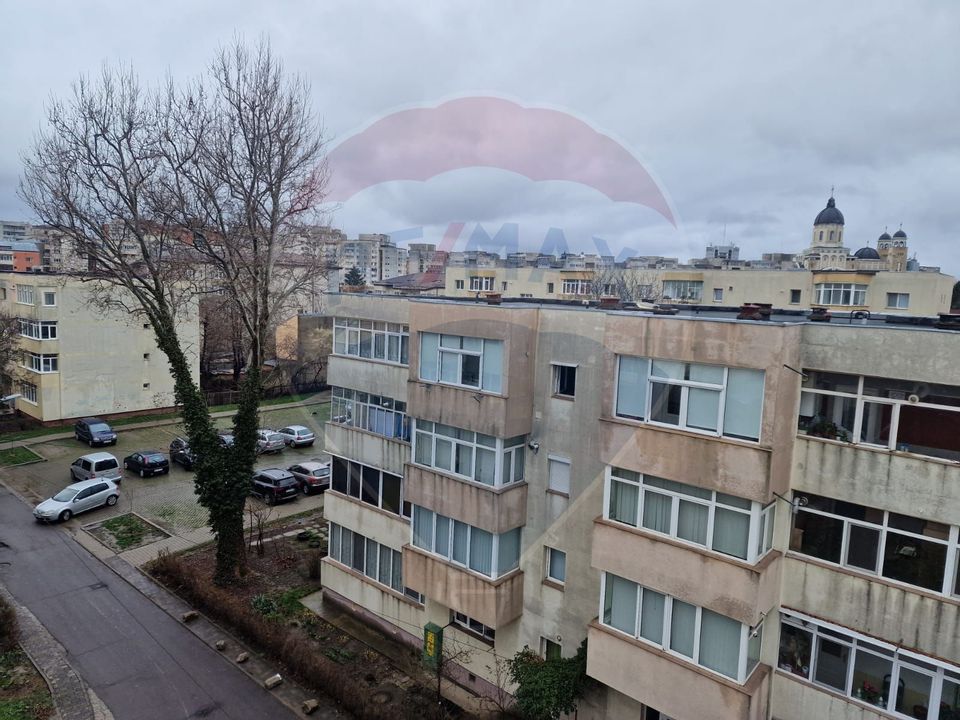 2 room Apartment for sale, Mioritei area