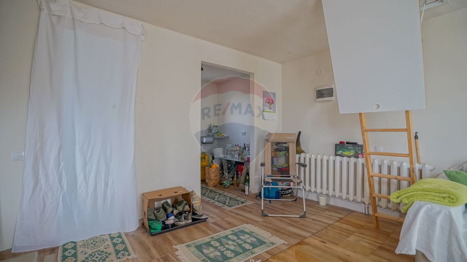 0% COMISION / Casă cu 3 camere si teren 28 500 mp , COVASNA