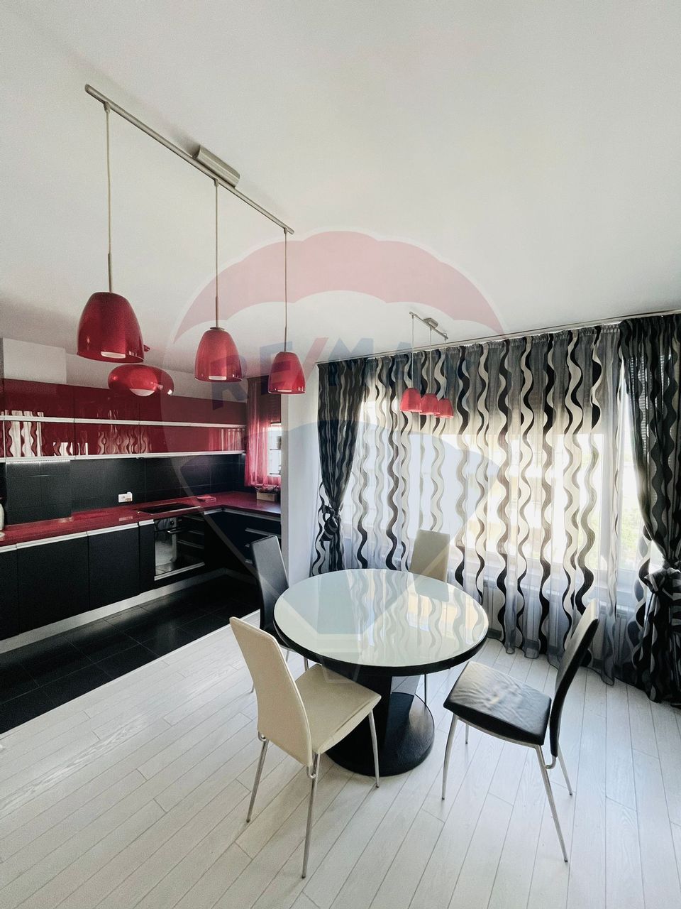 INCHIRIERE Apartament 3 camere în zona Aviatiei/NORTH AREA LAKE VIEW