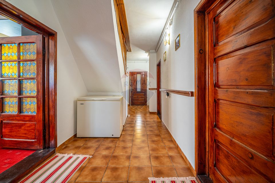 5 room House / Villa for sale