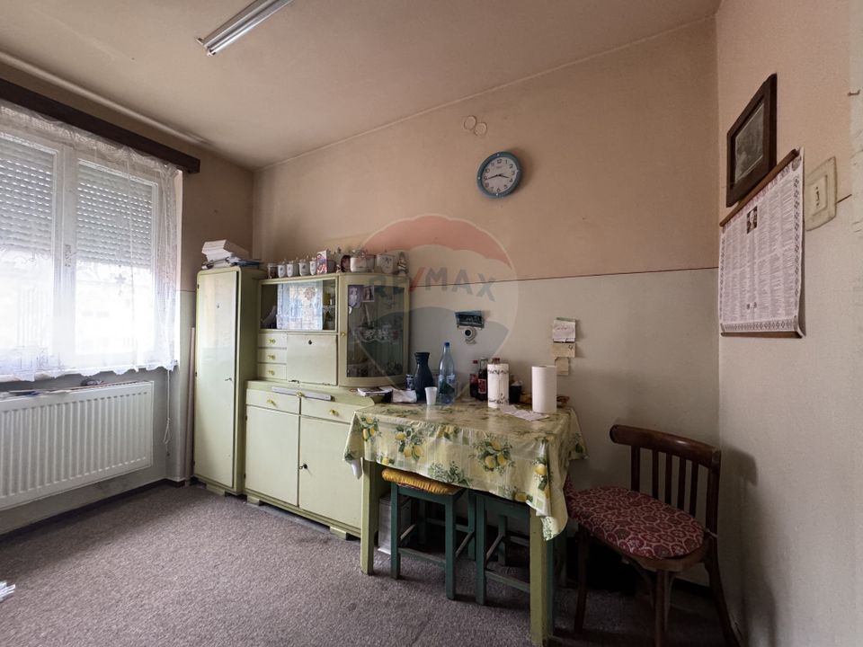 2 room Apartment for sale, Central area