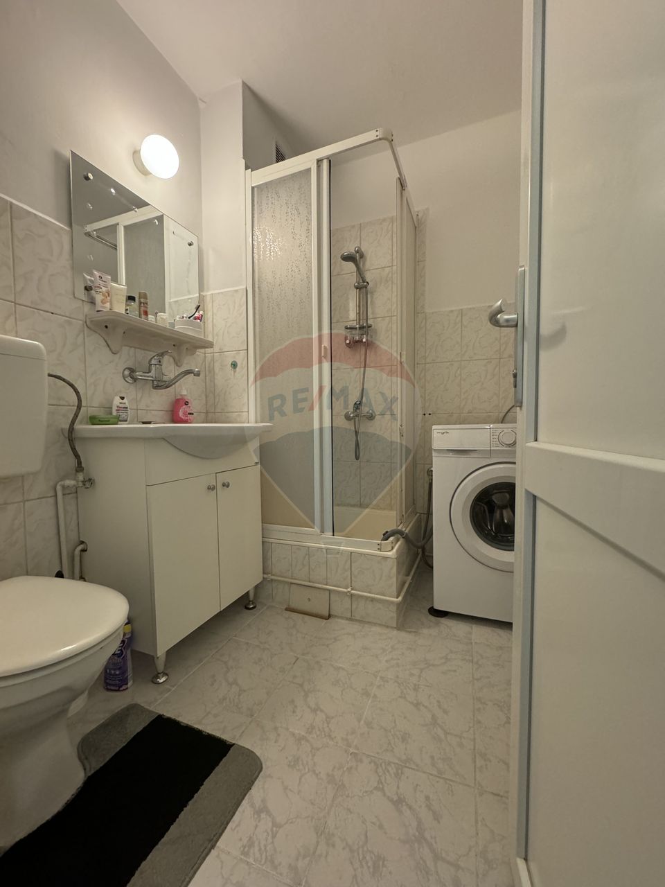 Apartament cu 3 camere pe Str. Clujului