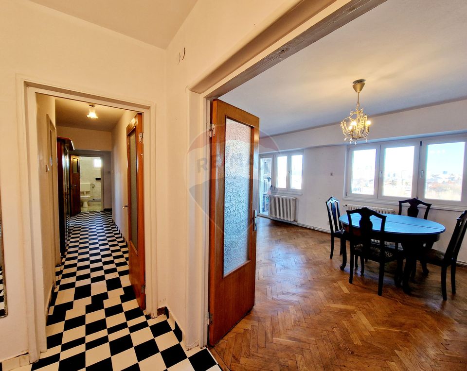 3 rooms apartment Cotroceni Superb view central heating 120 sqm