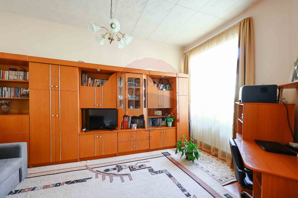 Apartament 1 Cameră, Semicentral, Spațios, Menumorut, La Curte Vânzare