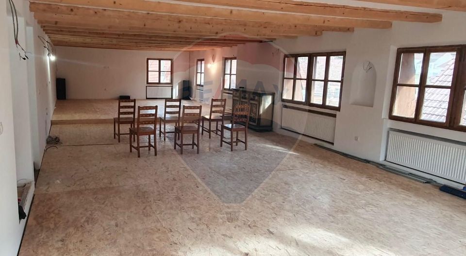 Reședință cu farmec aparte în inima Cisnădioarei