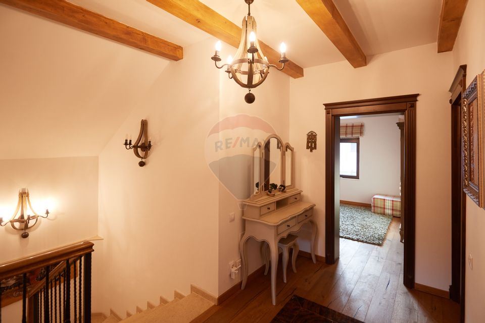 Casa / Vila cu 4 camere de vanzare la doar 30 de minute de Cluj