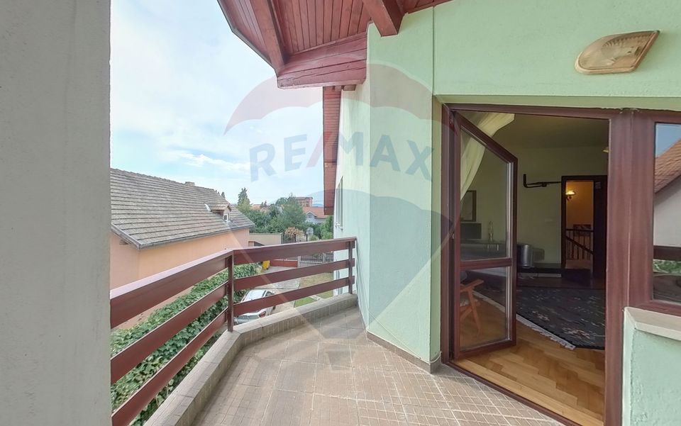 COMISION 0% Casă suprafață generoasă | 500 mp teren | Cristian