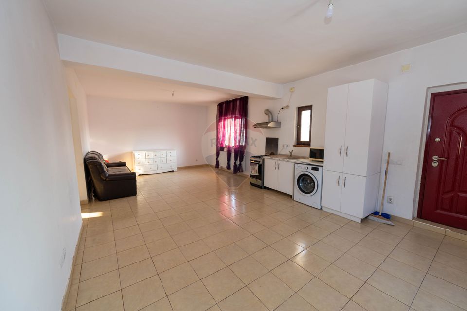 Special villa with 3 levels for sale Pantelimon - Cernica Forest