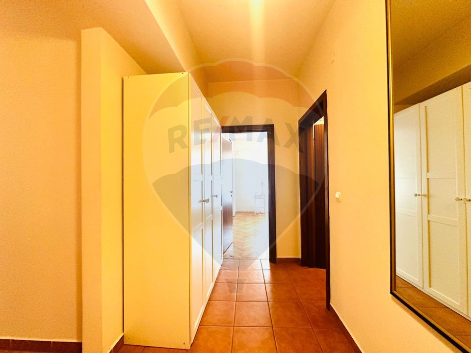 2 room Apartment for sale, Arcul de Triumf area