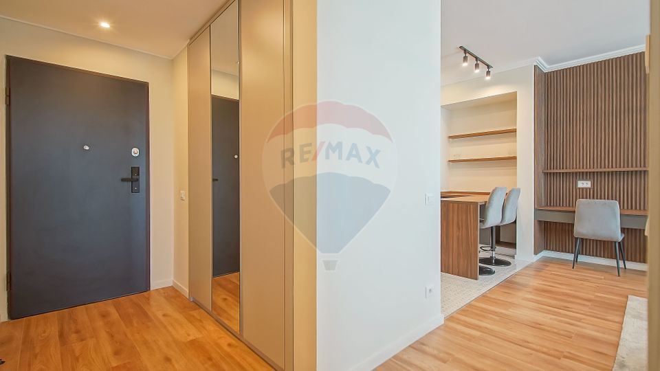 2 Camere Premium ONE66 | Vedere Tâmpa | Comision 0%