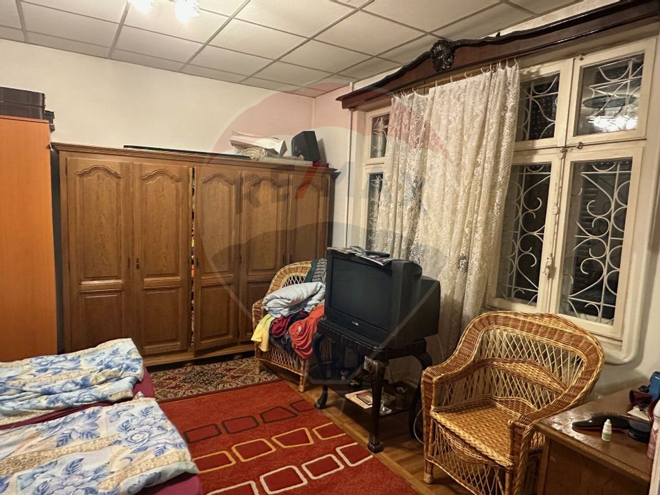 6 room House / Villa for sale