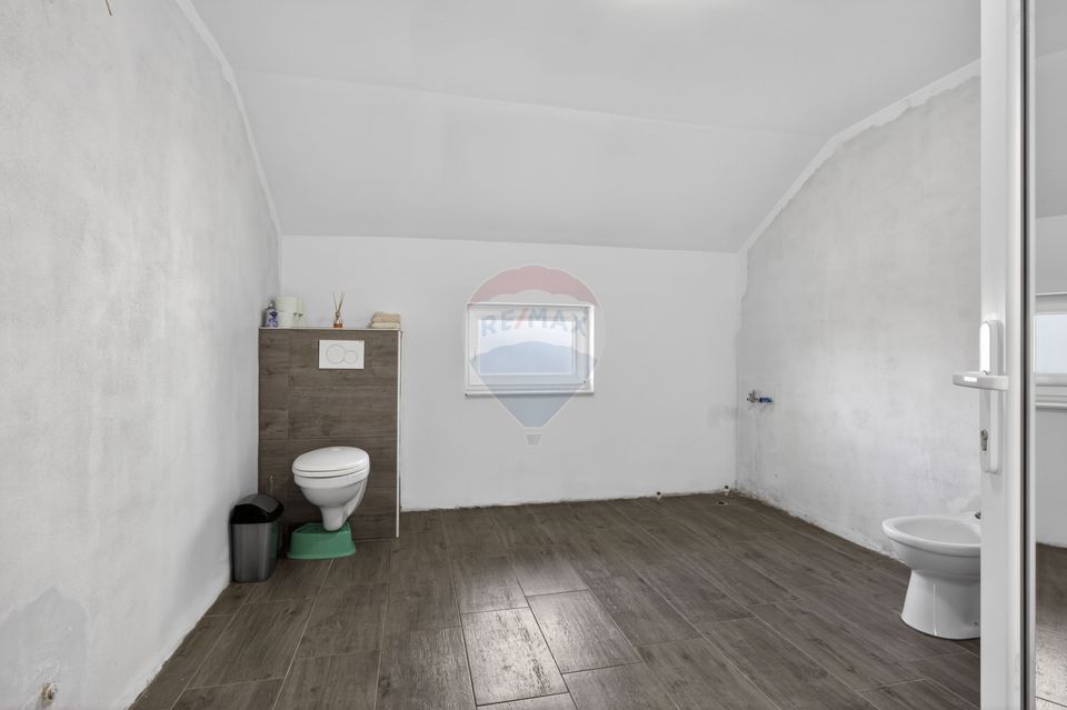 6 room House / Villa for sale