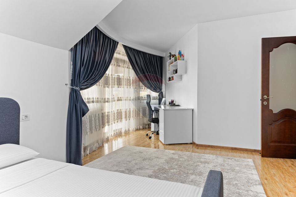 9 room House / Villa for sale, Colentina area