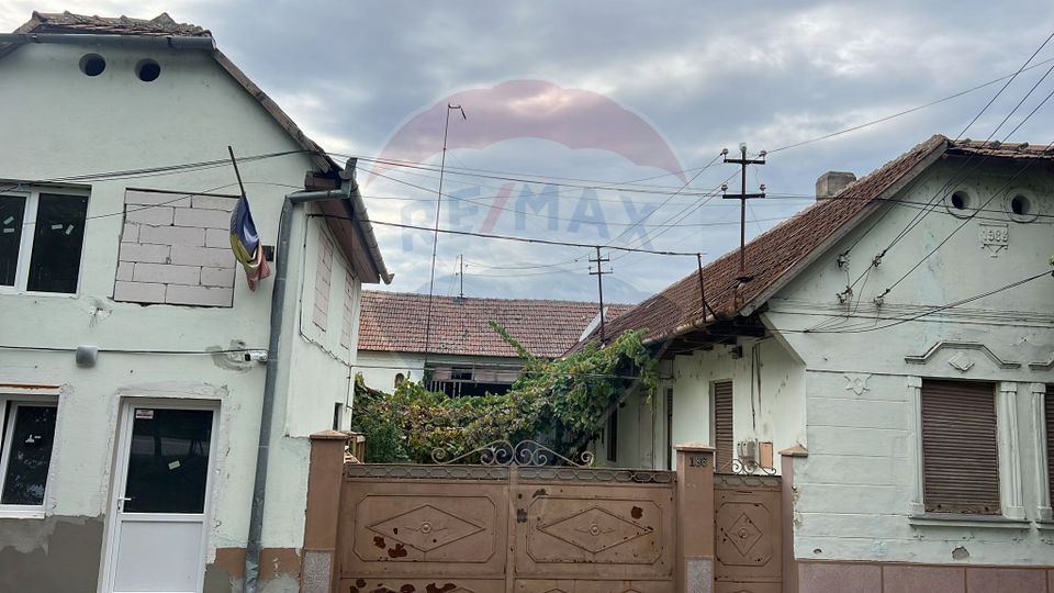 158sq.m Commercial Space for rent, Aradul Nou area