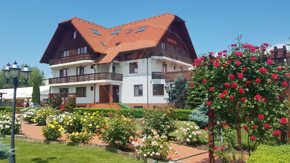 HOTEL,PISCINA SI CORT DE EVENIMENTE | 18080 MP TEREN | GRIVITEI BRASOV