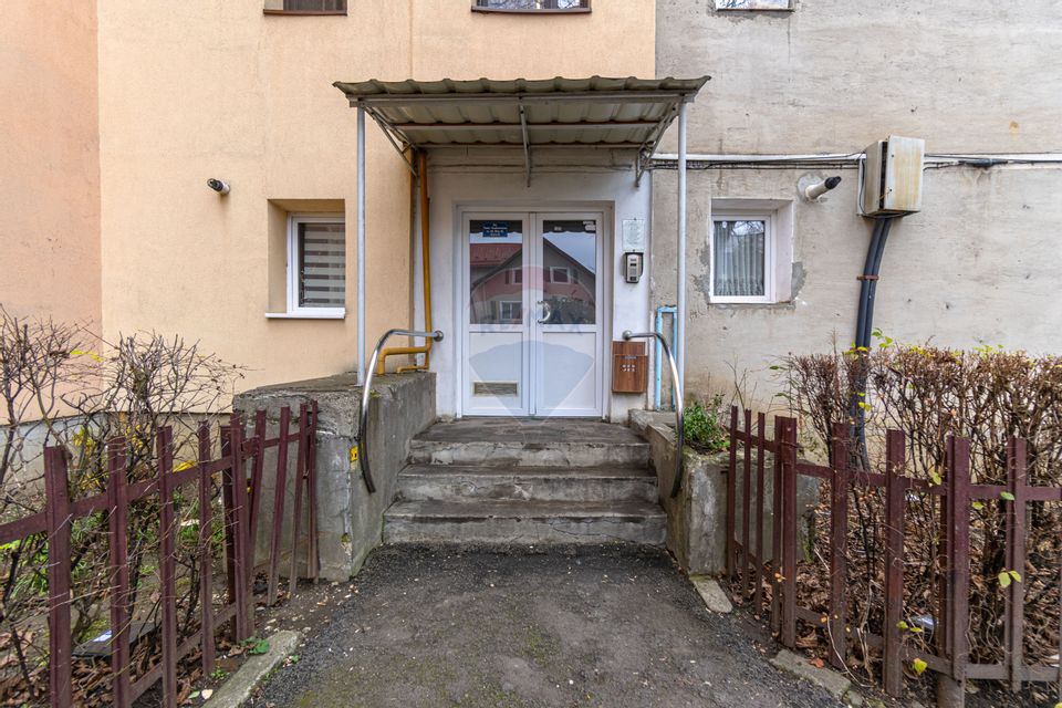 COMISION 0%| DE VANZARE| APARTAMENT 2 CAMERE| DECOMANDAT| ETAJ 1/4