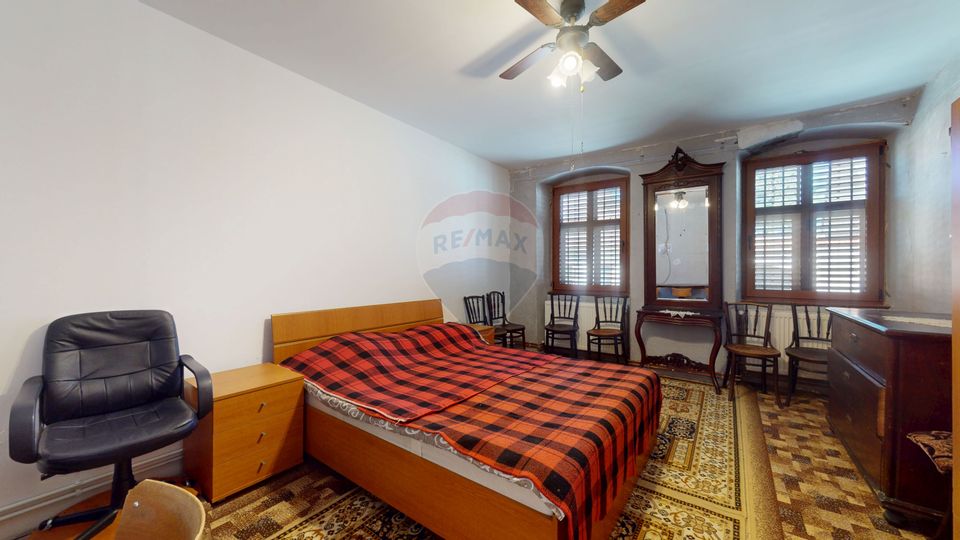 Casă autentică mocănească | Grădină 881 mp | Zonă liniștită | Săcele