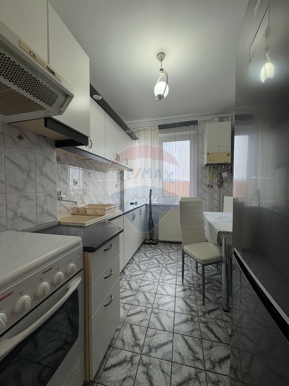 Apartament luminos cu priveliște superbă!