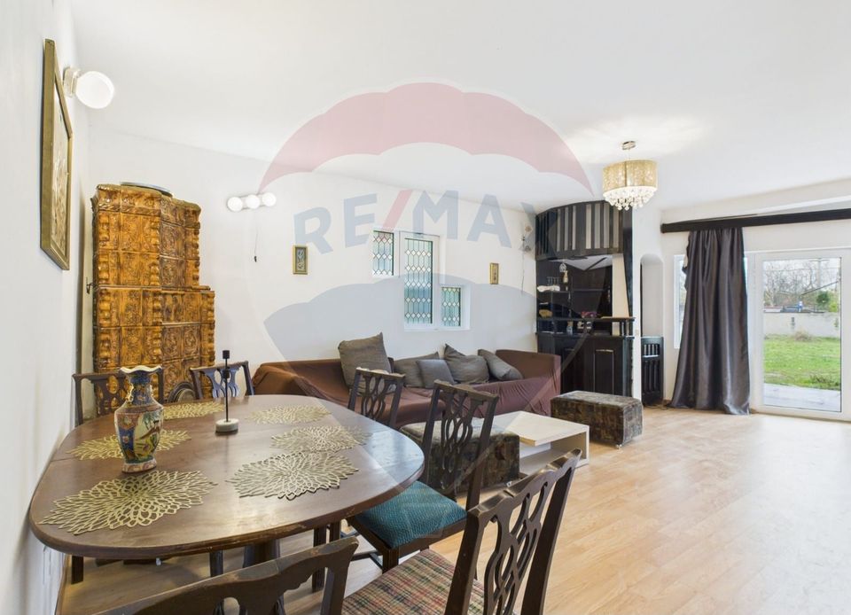 Casa cu 5 camere de vanzare Ciorogarla 1682mp teren