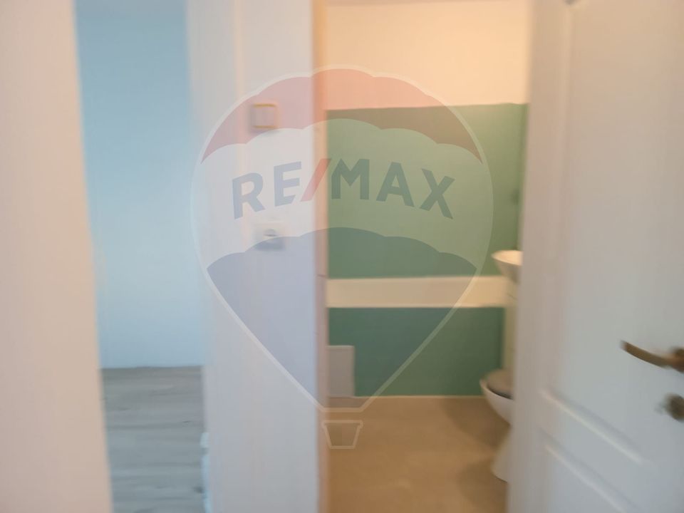 Apartament 2 camere etj 1 /10 nemobilat în zona Aurel Vlaicu