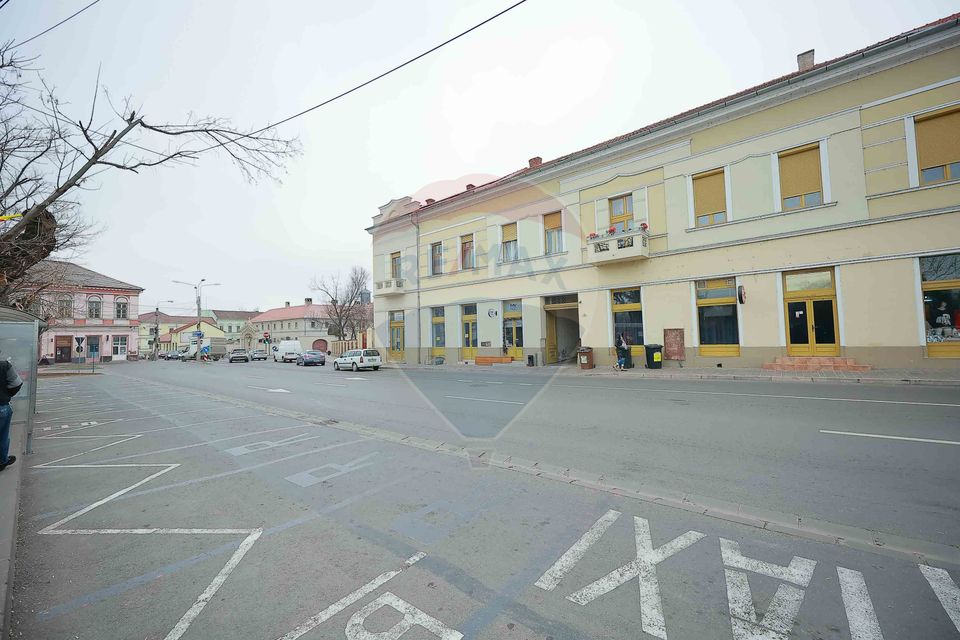 2 room Apartment for rent, Ultracentral area