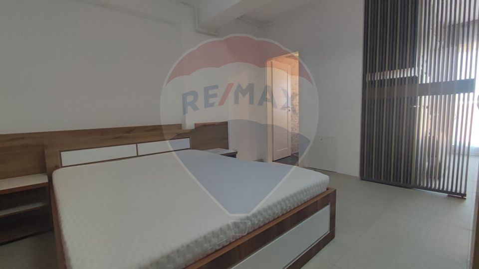 Apartament studio de inchiriat cu parcare inclusa zona ultracentral