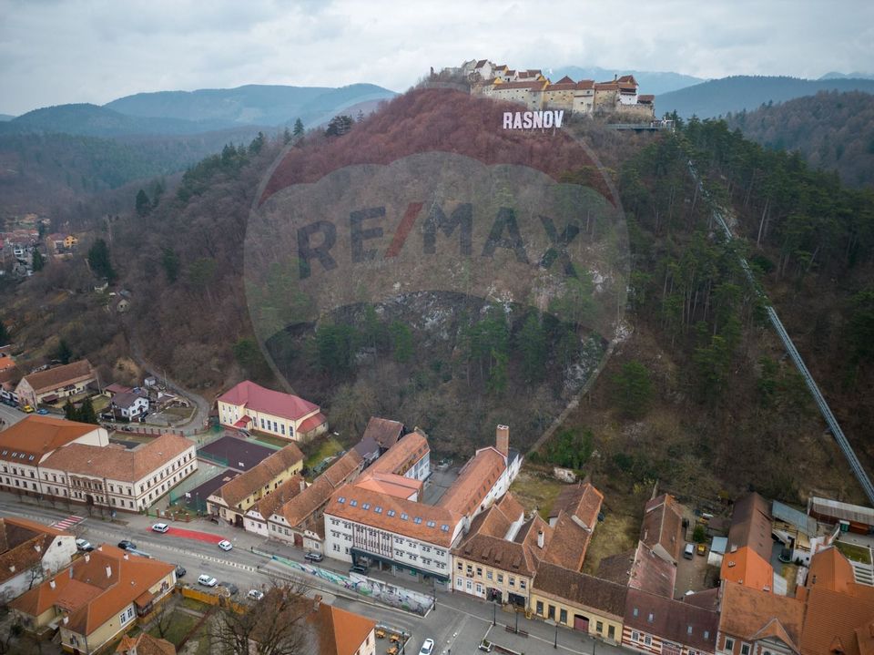 8 room House / Villa for sale, Central area