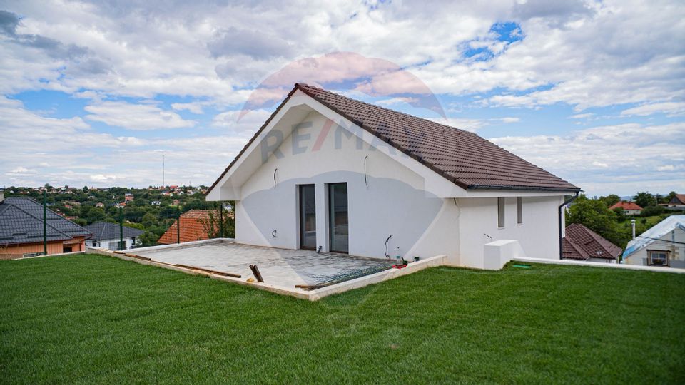 4 room House / Villa for sale