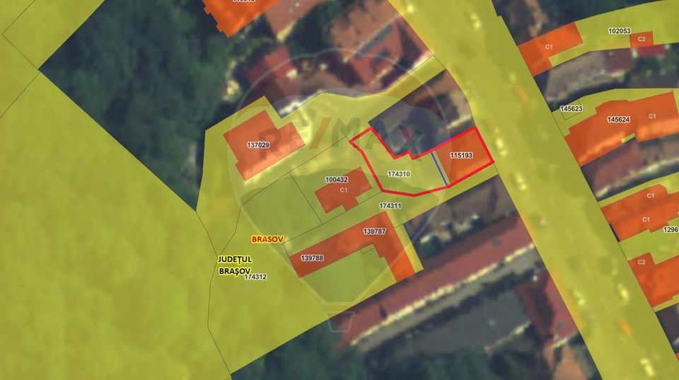 10 room House / Villa for sale, Brasovul Vechi area