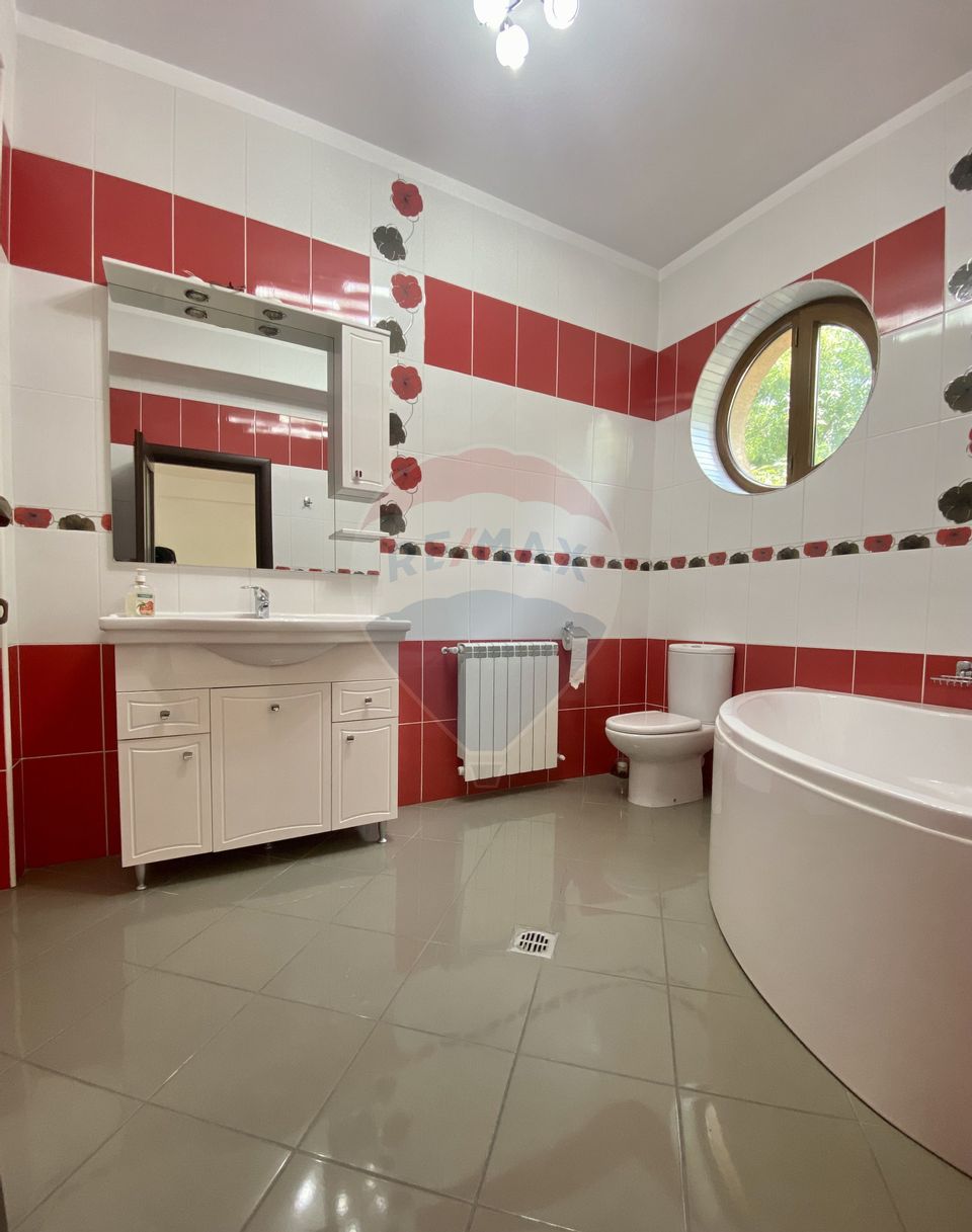 Casa / Vila cu 8 camere de închiriat în zona Aviatiei